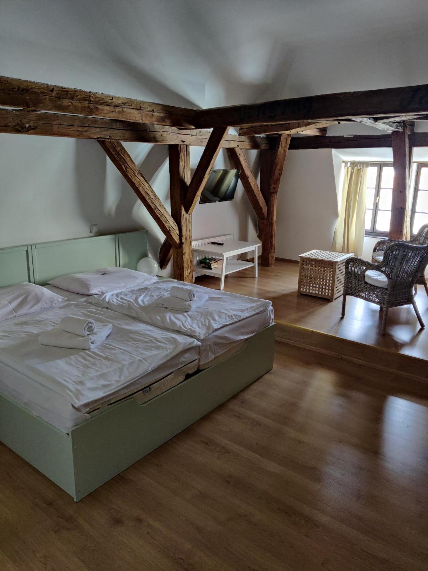 Hotel Celerin เตลช์ ภายนอก รูปภาพ