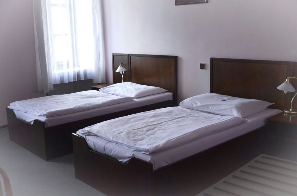 Hotel Celerin เตลช์ ภายนอก รูปภาพ